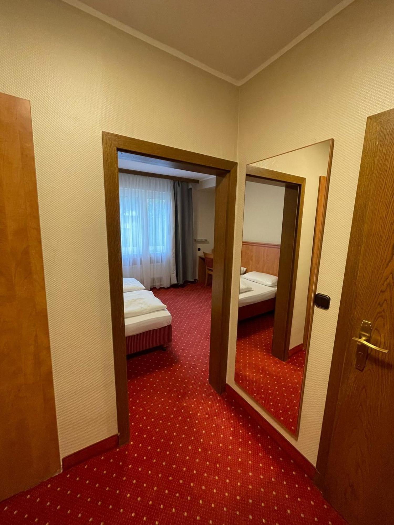 Sun Hotel Essen Eksteriør bilde